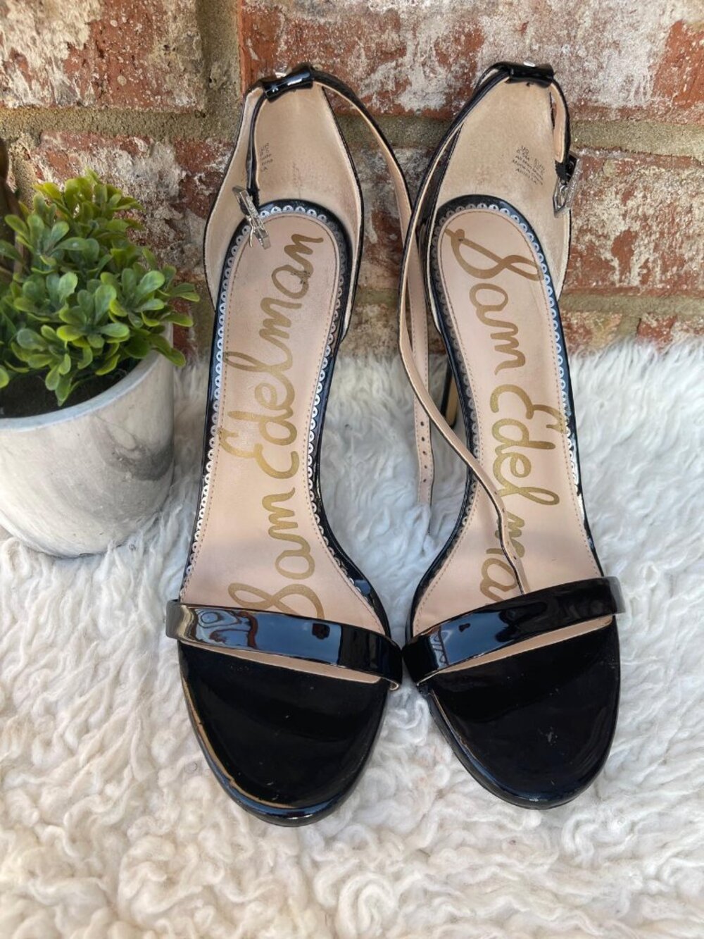 Sam Edelman Patti ankle-strap sandals--open-toe design and slim stiletto Sz. 8.5